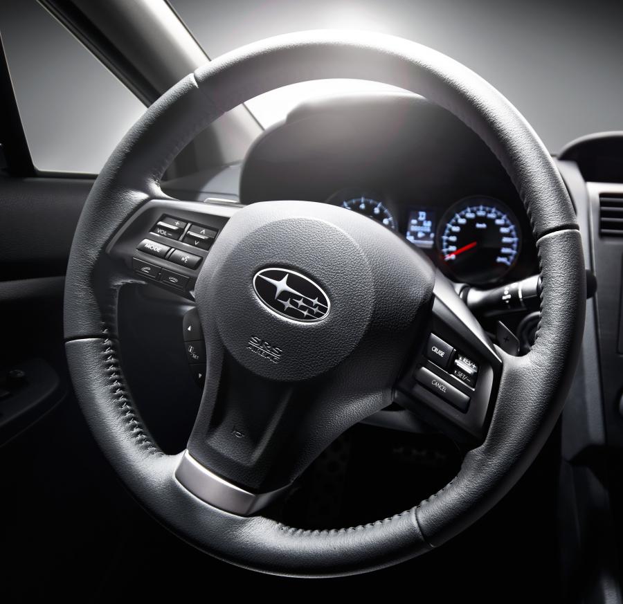  Subaru XV 2011 года  (фото 8 из 24)
